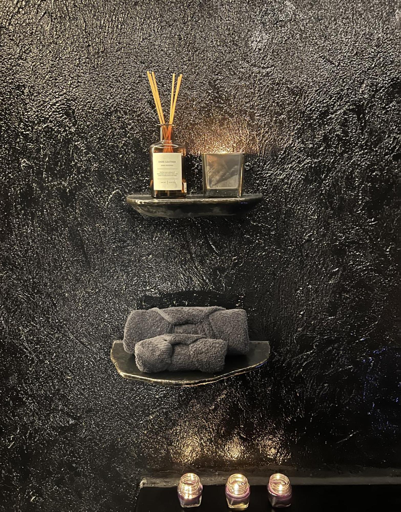 Doormat#13 Black Mirror Thessaloníki Eksteriør billede